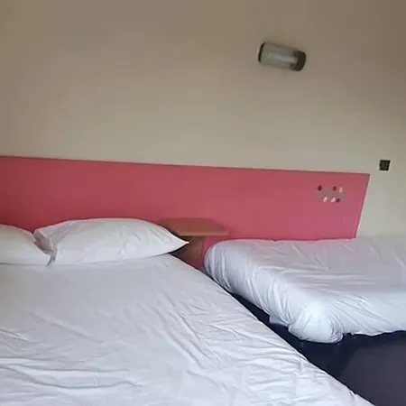 A La Croix De Malte 2* Lourdes