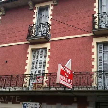 Hotel A La Croix De Malte
