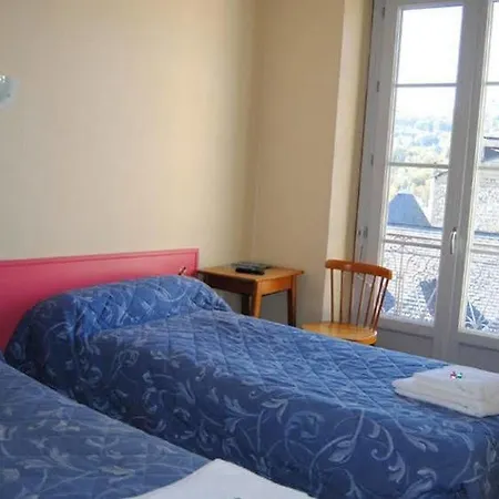 A La Croix De Malte Hotel