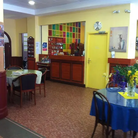 Hotel A La Croix De Malte Lourdes