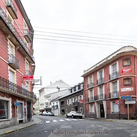 A La Croix De Malte 2*
